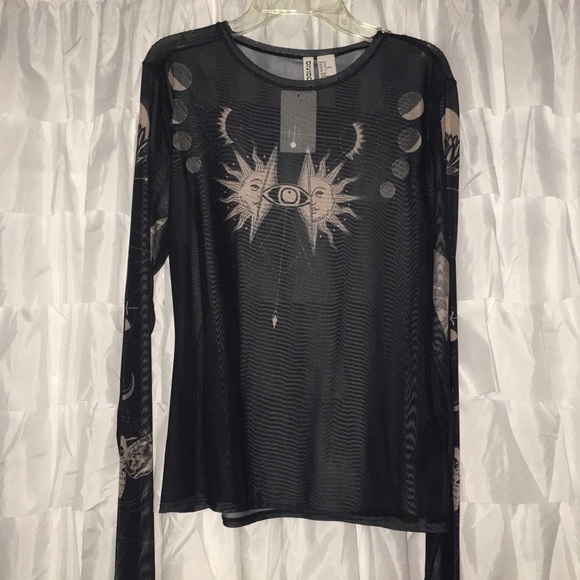 Divided Tops - Long Sleeve Mesh Top
